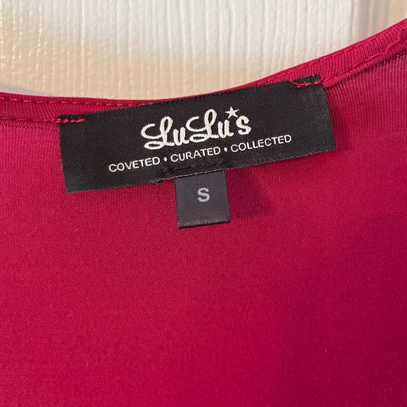 Floor-length Red Wrap Dress - Picture 3 of 6